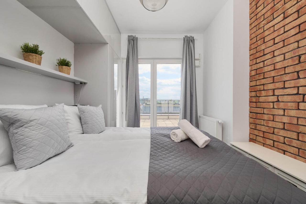 Stylish Kosciuszki Apartaments Near The Market Square With Free Garage Wroclaw By Noclegi Renters 外观 照片
