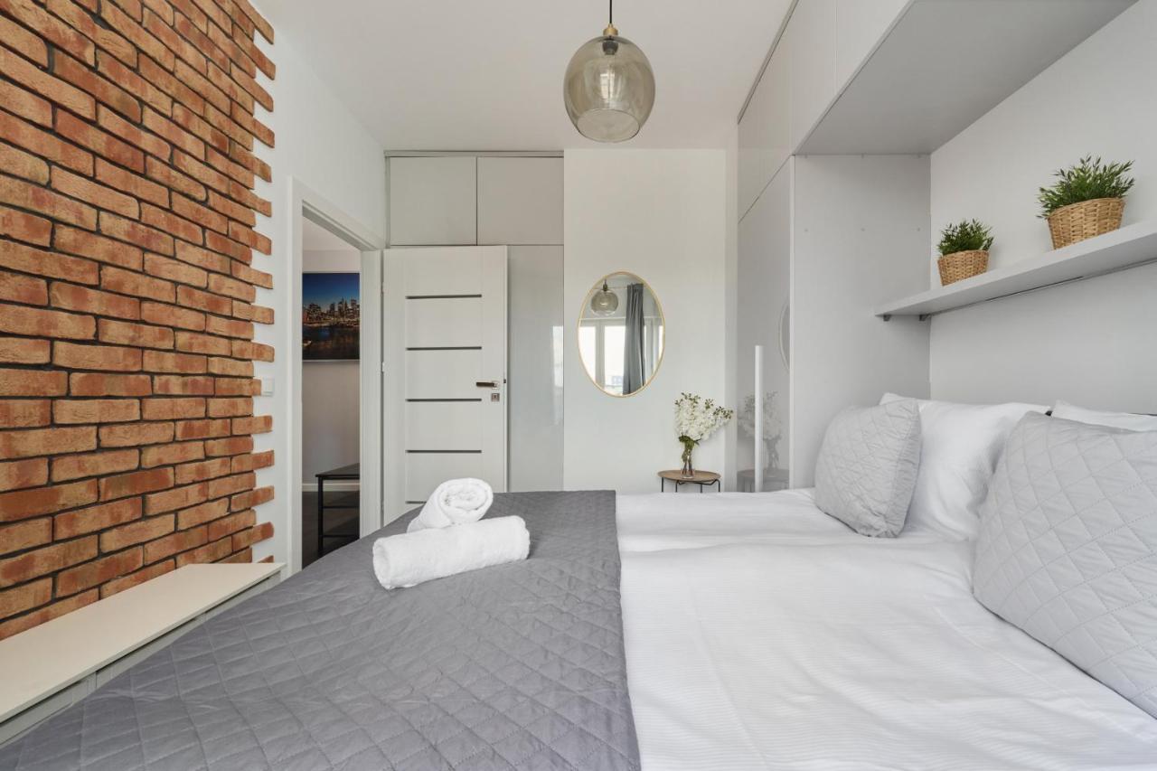 Stylish Kosciuszki Apartaments Near The Market Square With Free Garage Wroclaw By Noclegi Renters 外观 照片
