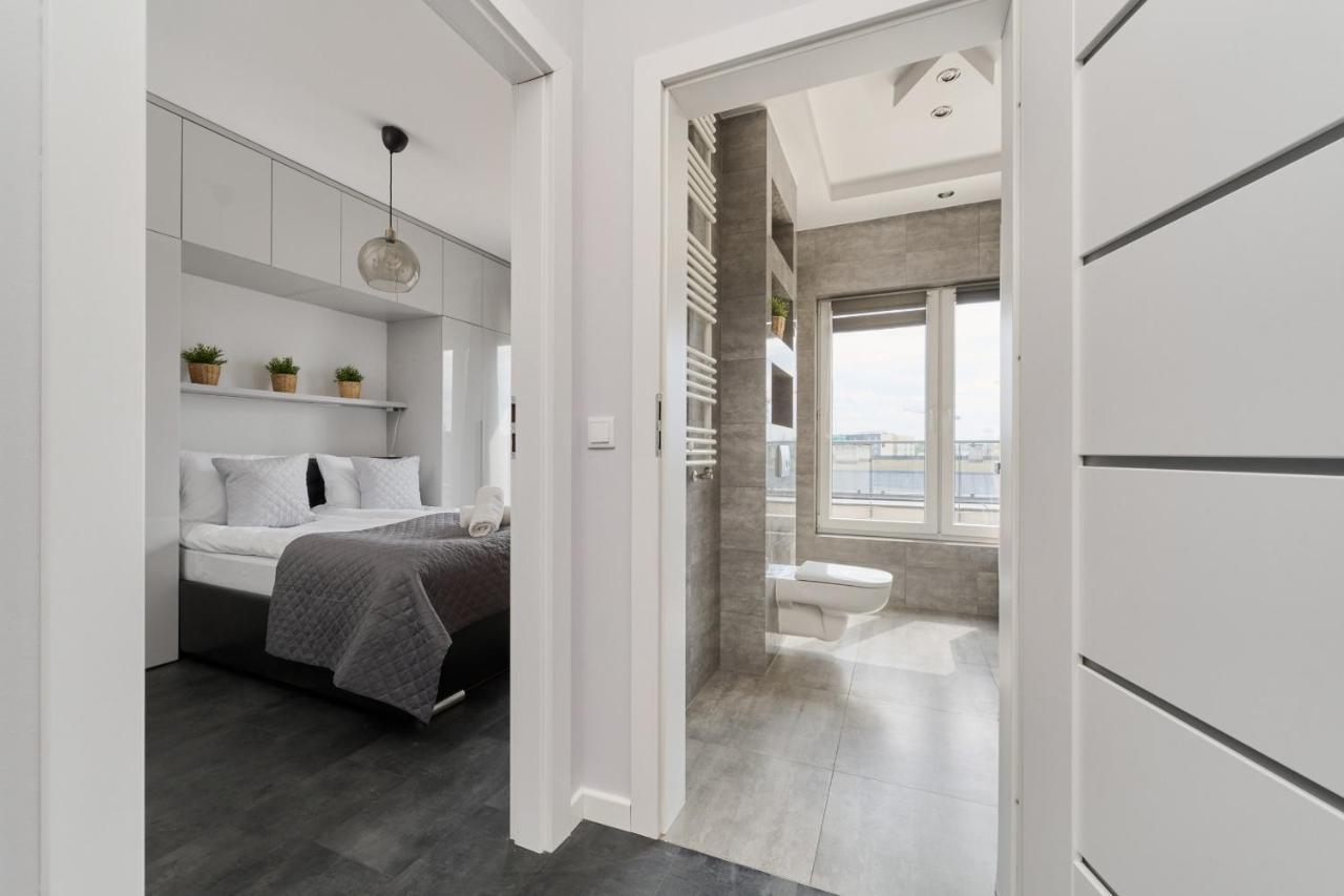 Stylish Kosciuszki Apartaments Near The Market Square With Free Garage Wroclaw By Noclegi Renters 外观 照片
