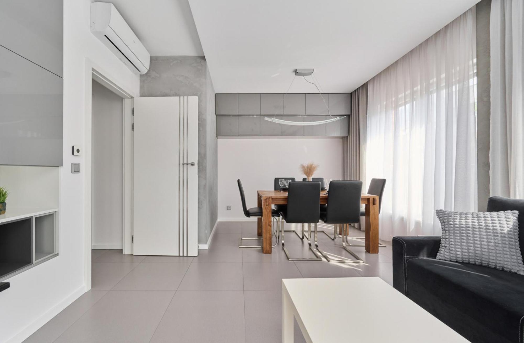 Stylish Kosciuszki Apartaments Near The Market Square With Free Garage Wroclaw By Noclegi Renters 外观 照片