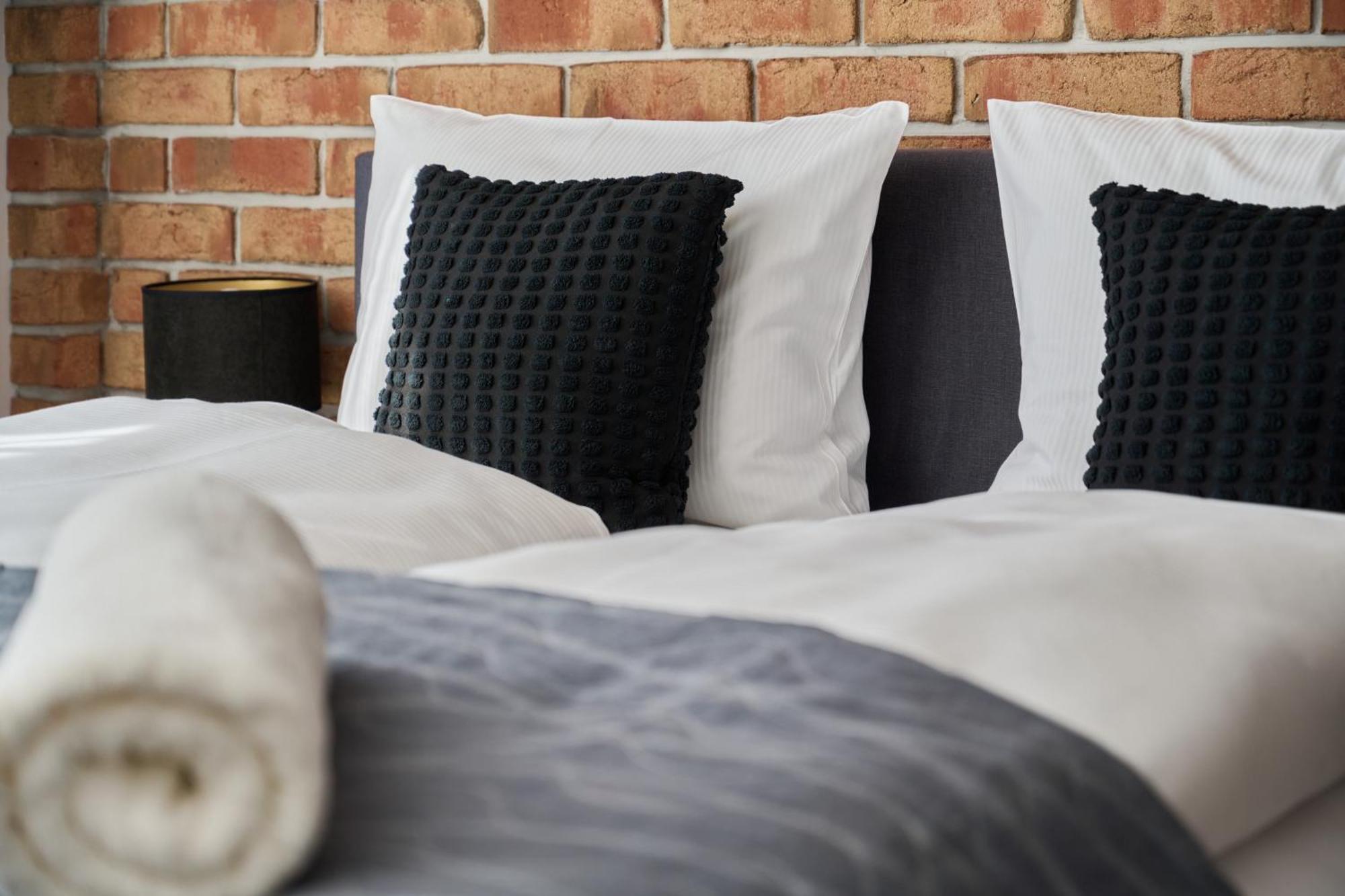 Stylish Kosciuszki Apartaments Near The Market Square With Free Garage Wroclaw By Noclegi Renters 外观 照片